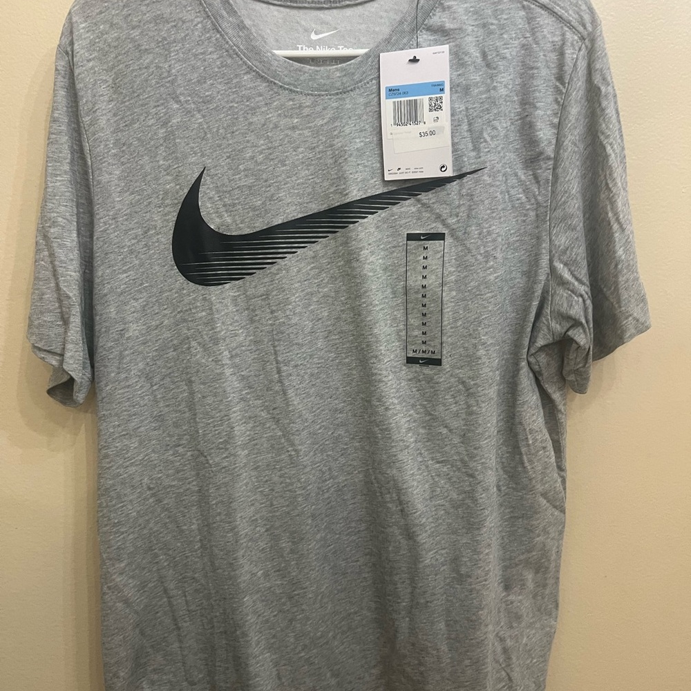Nike Gray and Black Short Sleeve Tee